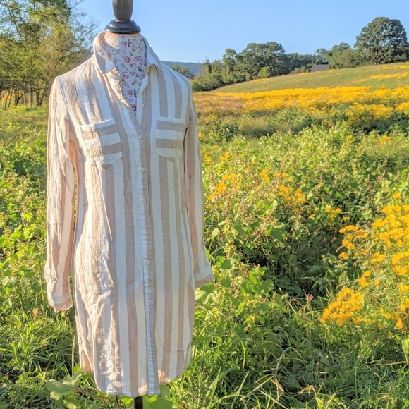 Hope & Harlow Dresses & Skirts - NWOT Long Sleeve Shirt Dress by Hope&Harlow